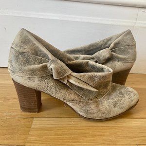 Pink Studio Heeled Booties in Distressed Taupe